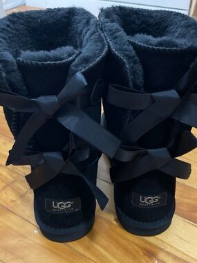 UGG Black Suede Back-Bow Winter Boots
